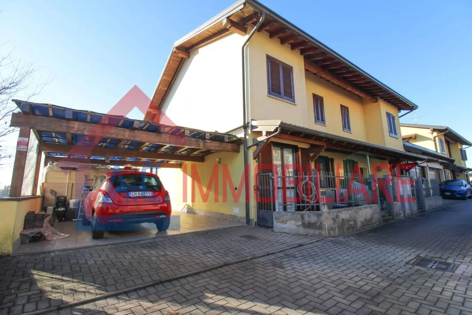 Villetta a schiera in vendita a Vergiate