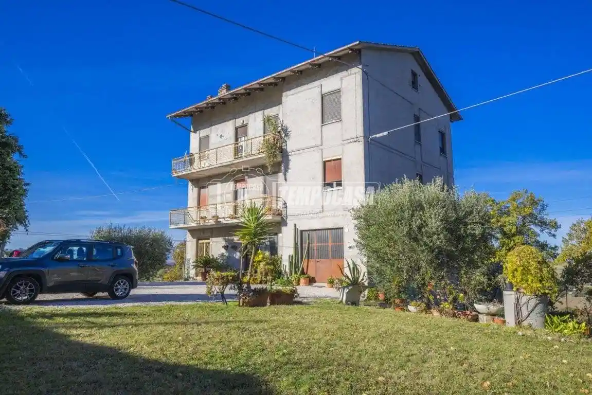 Casa indipendente in vendita a Petriolo