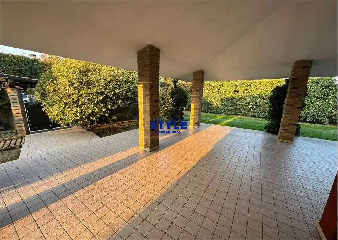 Terratetto unifamiliare 285 m², ottimo stato, Centro, Camponogara - foto 5