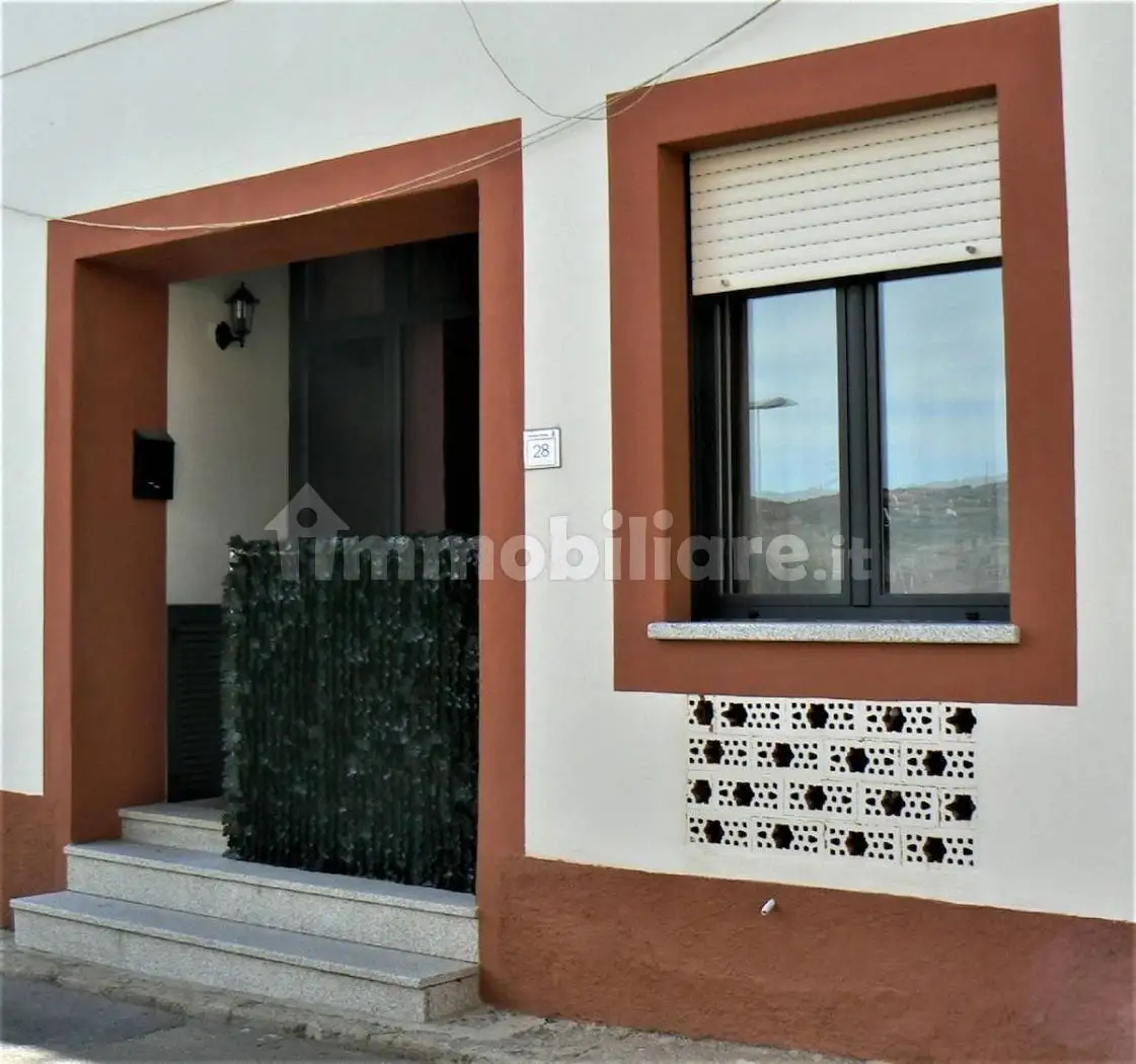 Appartamento in affitto a Palau