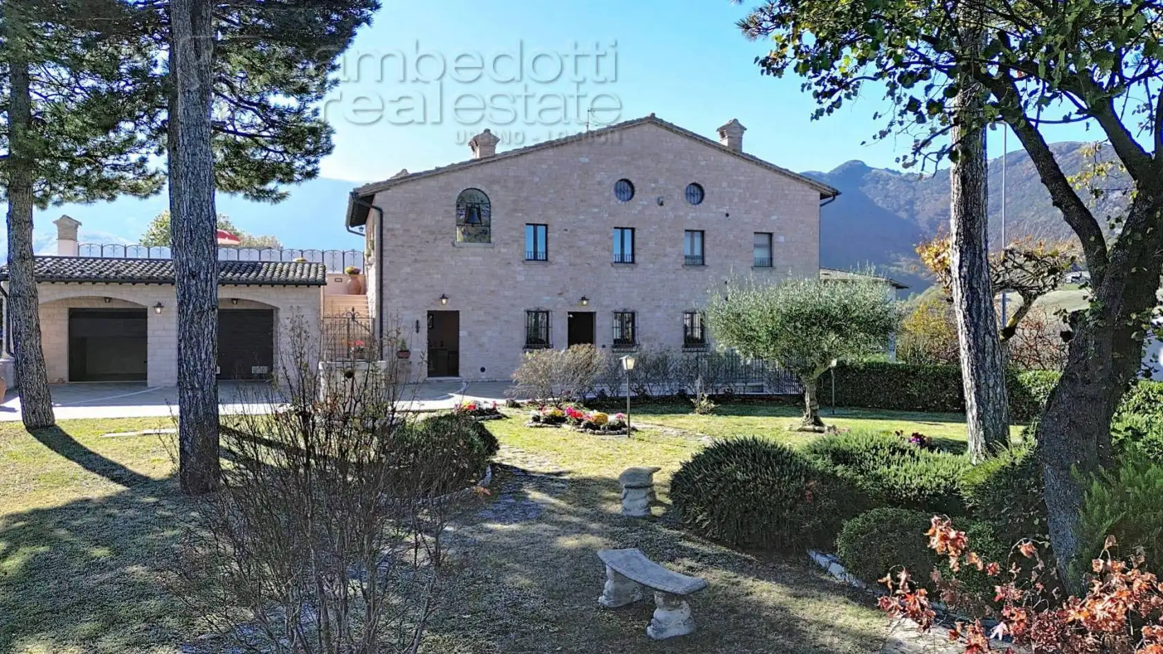 Villa in vendita a Cagli