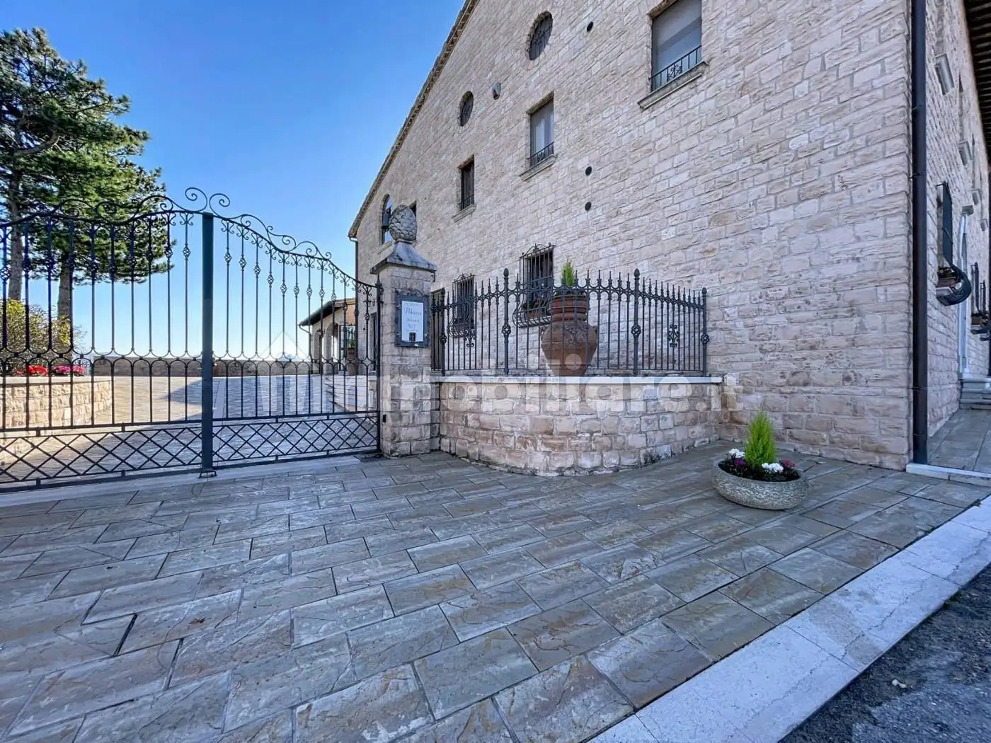 Villa unifamiliare, ottimo stato, 375 m², Cagli - foto 4