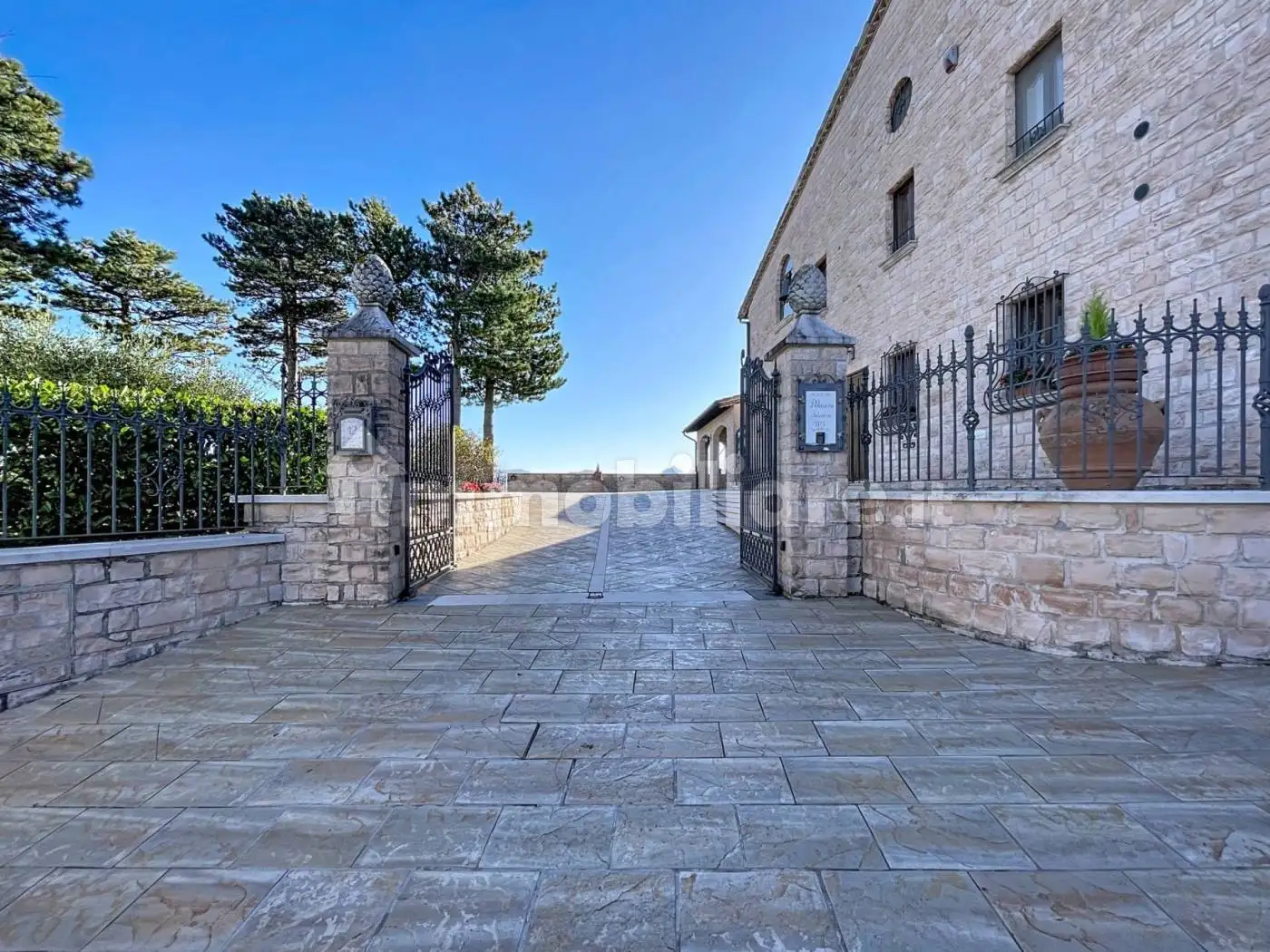 Villa unifamiliare, ottimo stato, 375 m², Cagli - foto 5