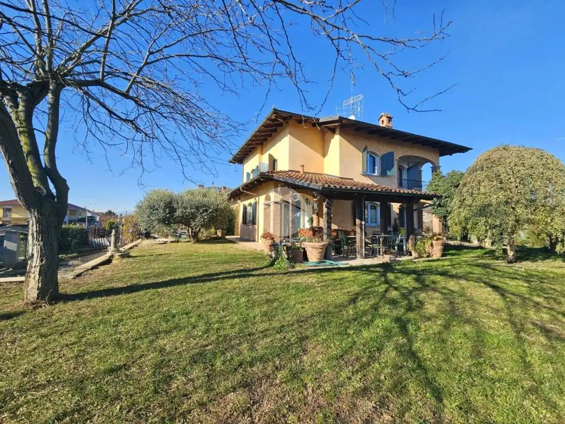 Villa in vendita a Torrazza Piemonte