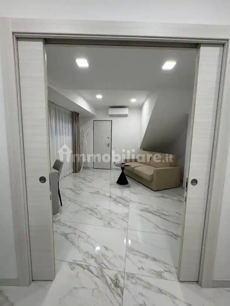 Trilocale corso Orazio Raimondo 109, Porto Vecchio, Sanremo - foto 2