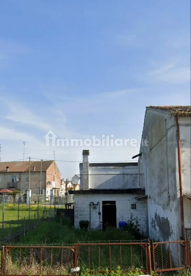 Casa indipendente in vendita a Riva del Po