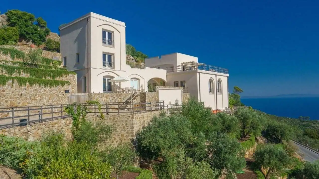 Villa in vendita a Isola del Giglio