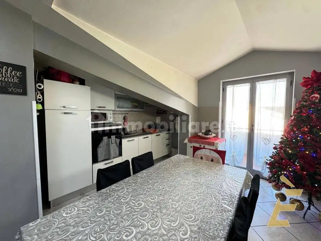 Mansarda via Ignazio Caruso 34, Acerra - foto 4