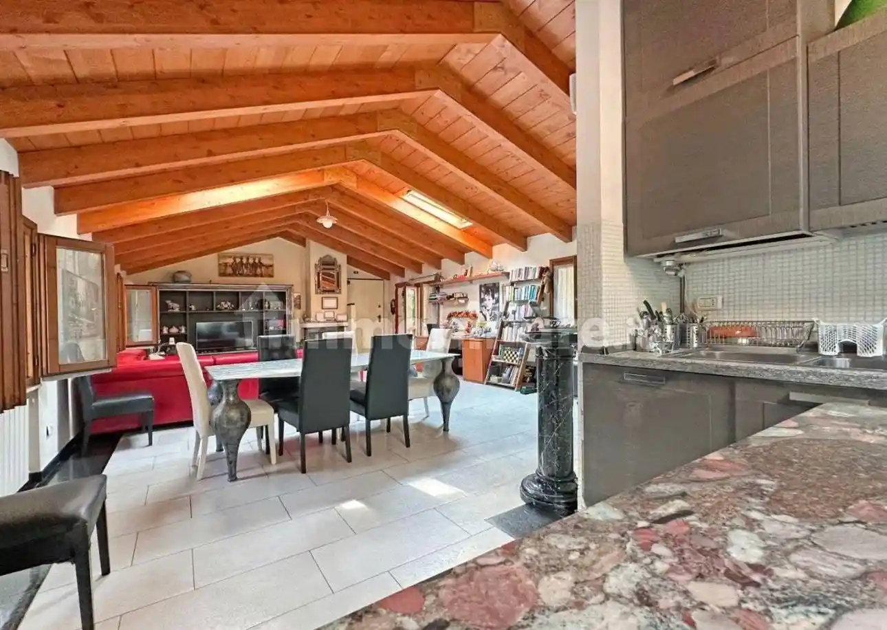 Bilocale via Valtellina 4, Farini, Milano - foto 3