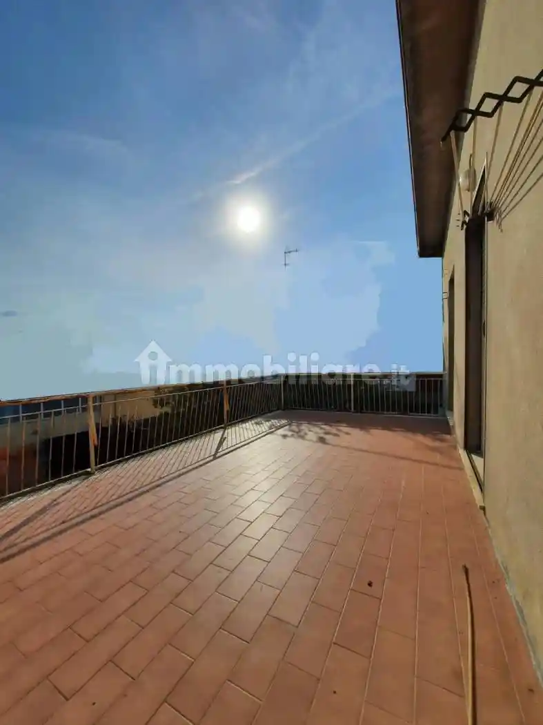 Appartamento in vendita a Cascina