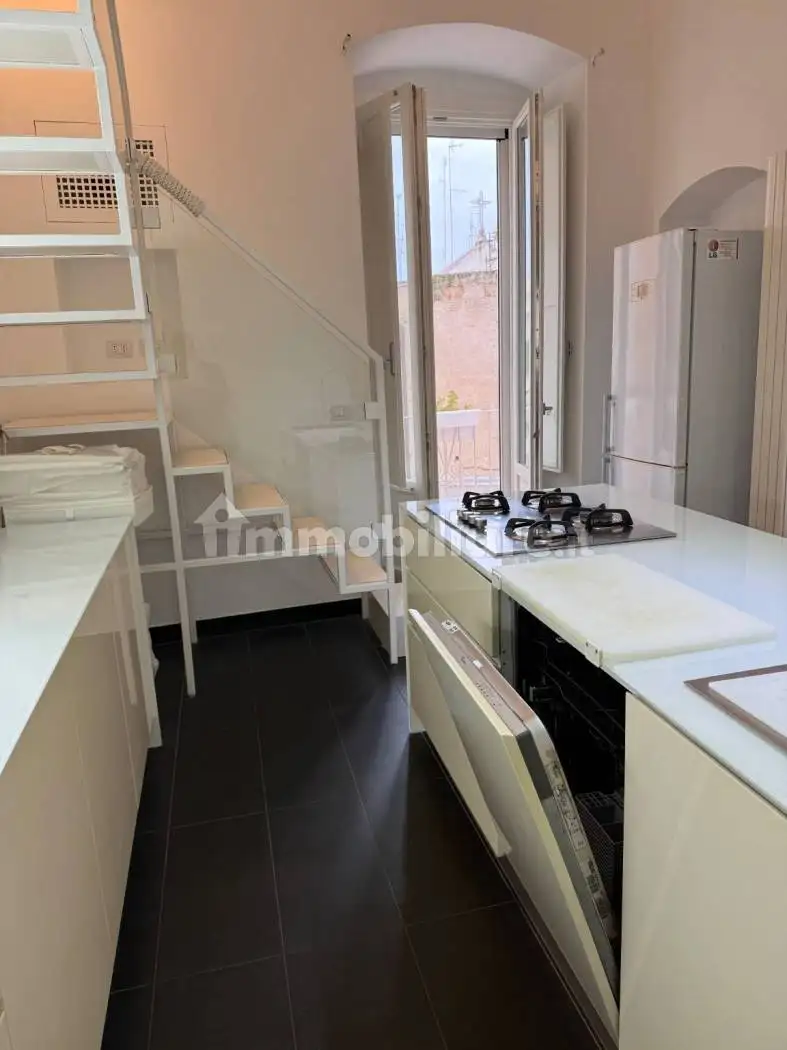 Quadrilocale Vico Federico II di Svevia, San Nicola - Borgo Antico, Bari - foto 3