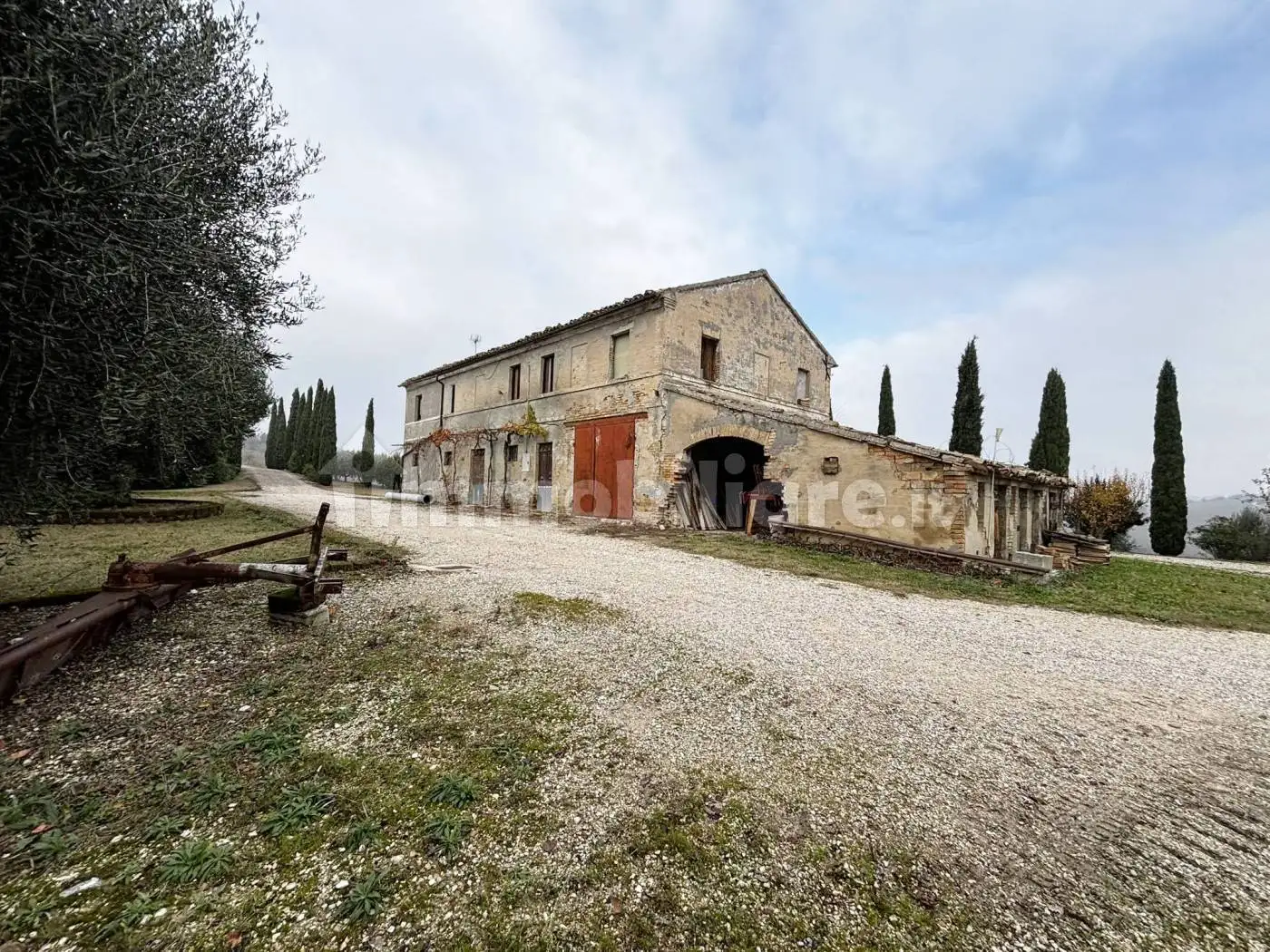 Rustico - Casale in vendita a Terre Roveresche