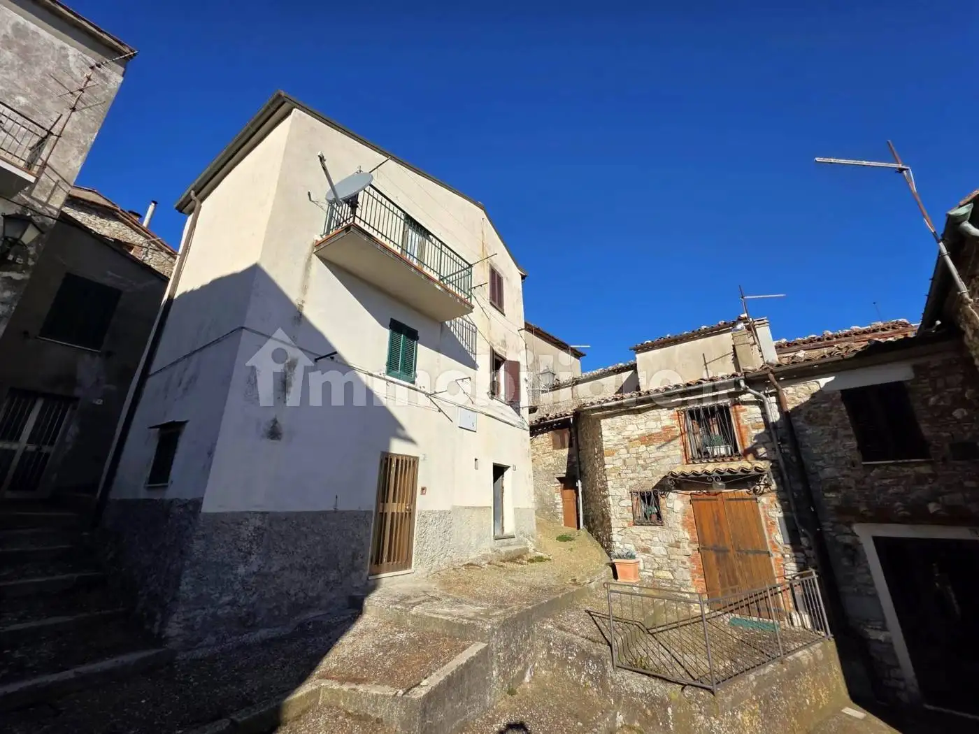 Casa indipendente in vendita a Castell'Azzara