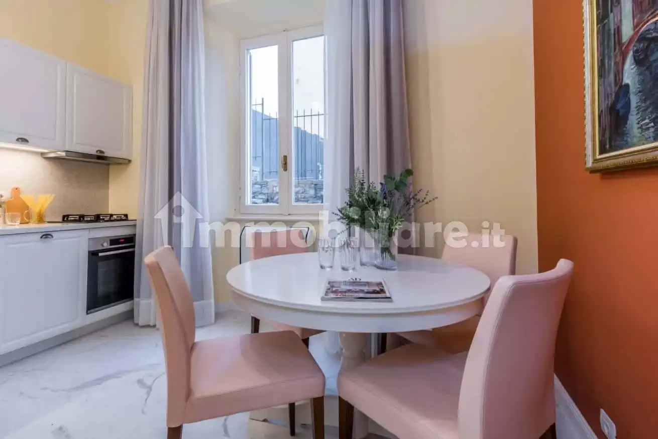 Appartamento in affitto a Cernobbio