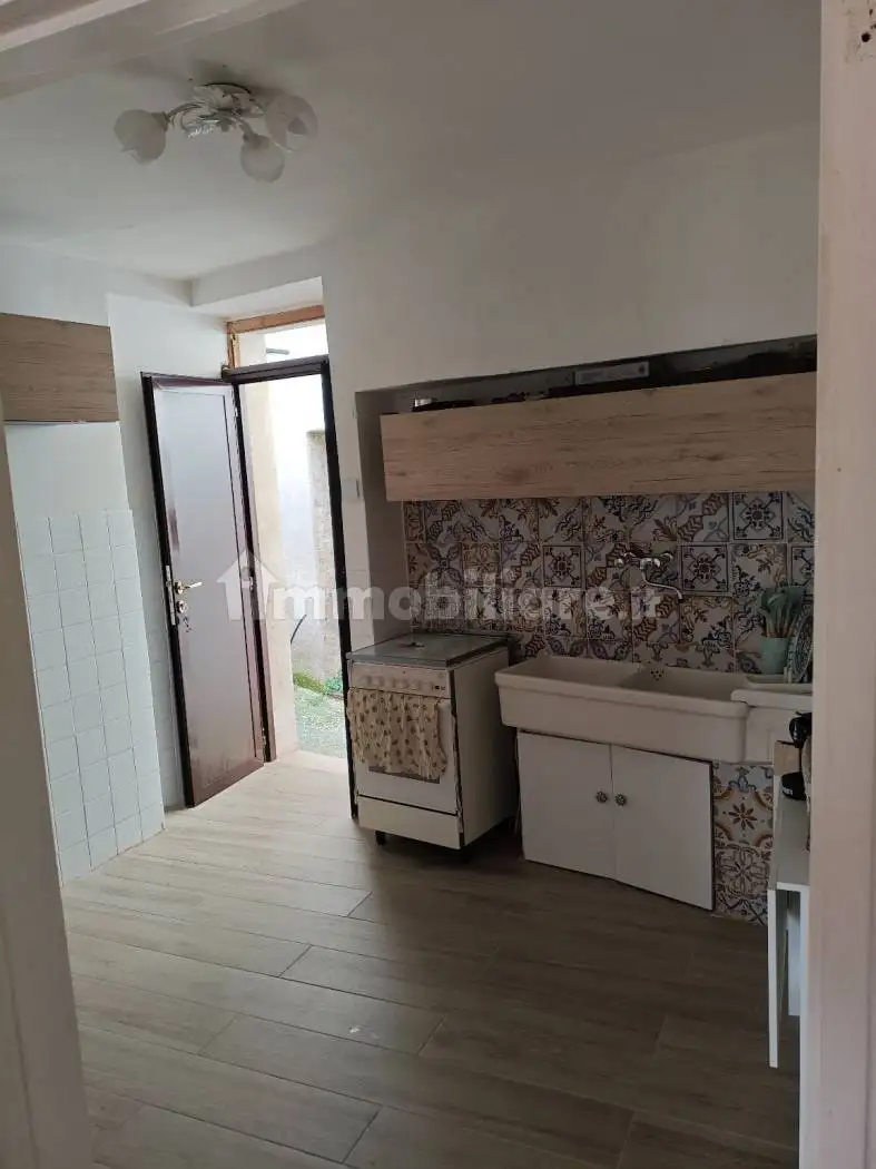 Bilocale via Insorti d'Ungheria 9, Centro, Colli a Volturno - foto 3