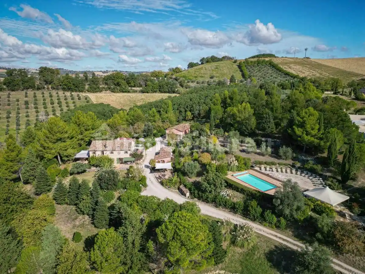 Rustico - Casale in vendita a Ponzano di Fermo