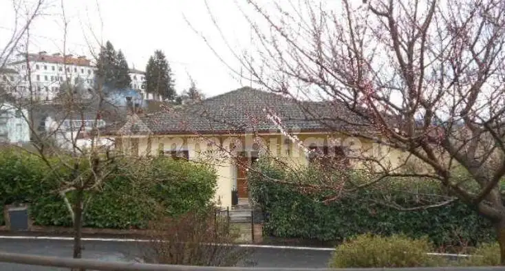 Villa in asta a Mornese