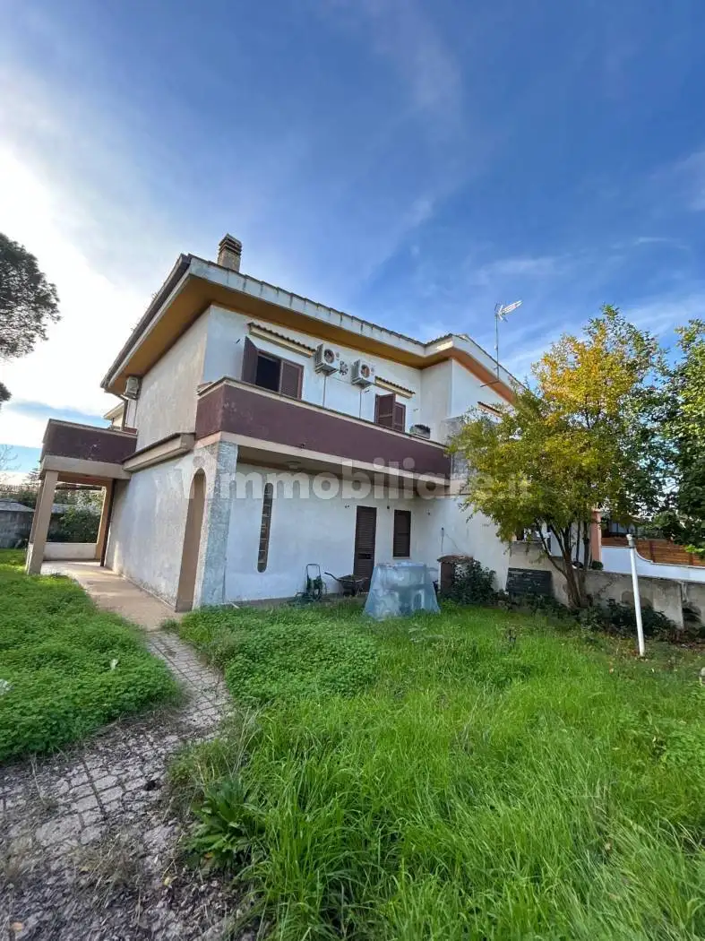 Villetta a schiera in vendita a Anzio