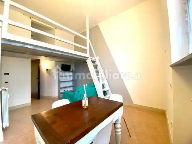 Appartamento in affitto a Novara