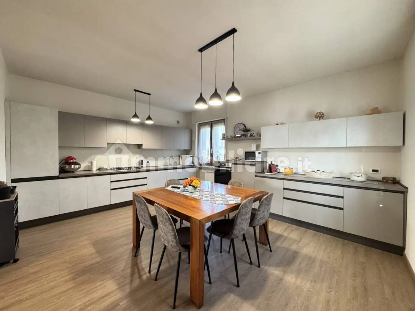 Rustico - Casale in vendita a Castelgomberto