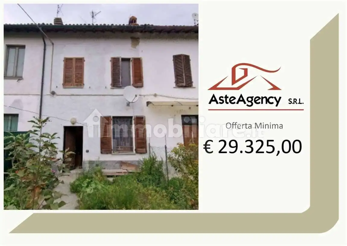 Casa indipendente in asta a Pieve Albignola