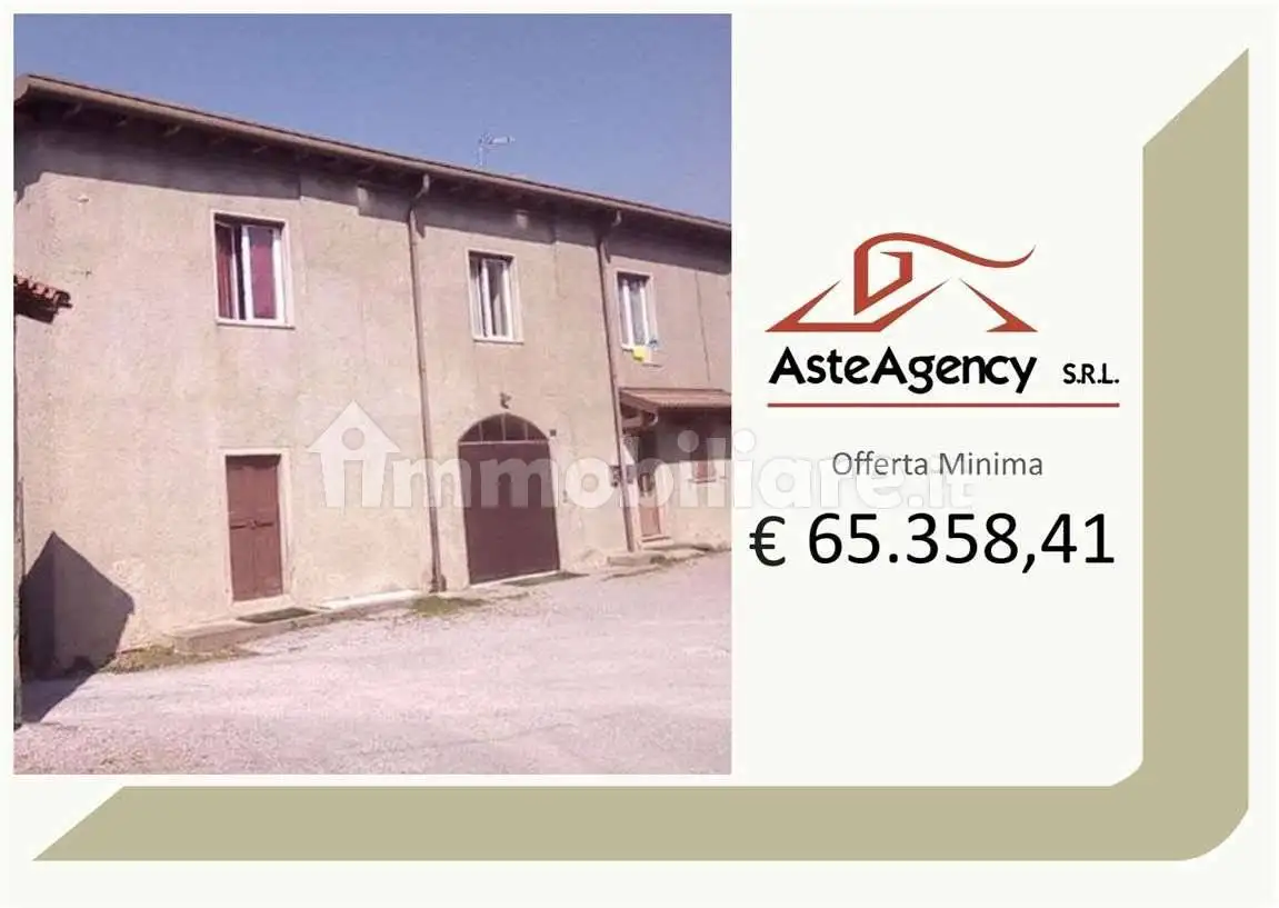 Appartamento in asta a Molteno