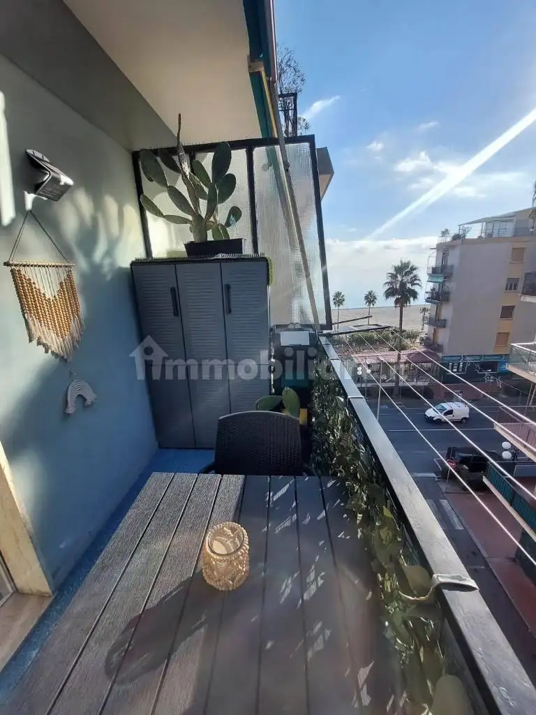 Bilocale corso Europa 23, Borghetto Santo Spirito - foto 2