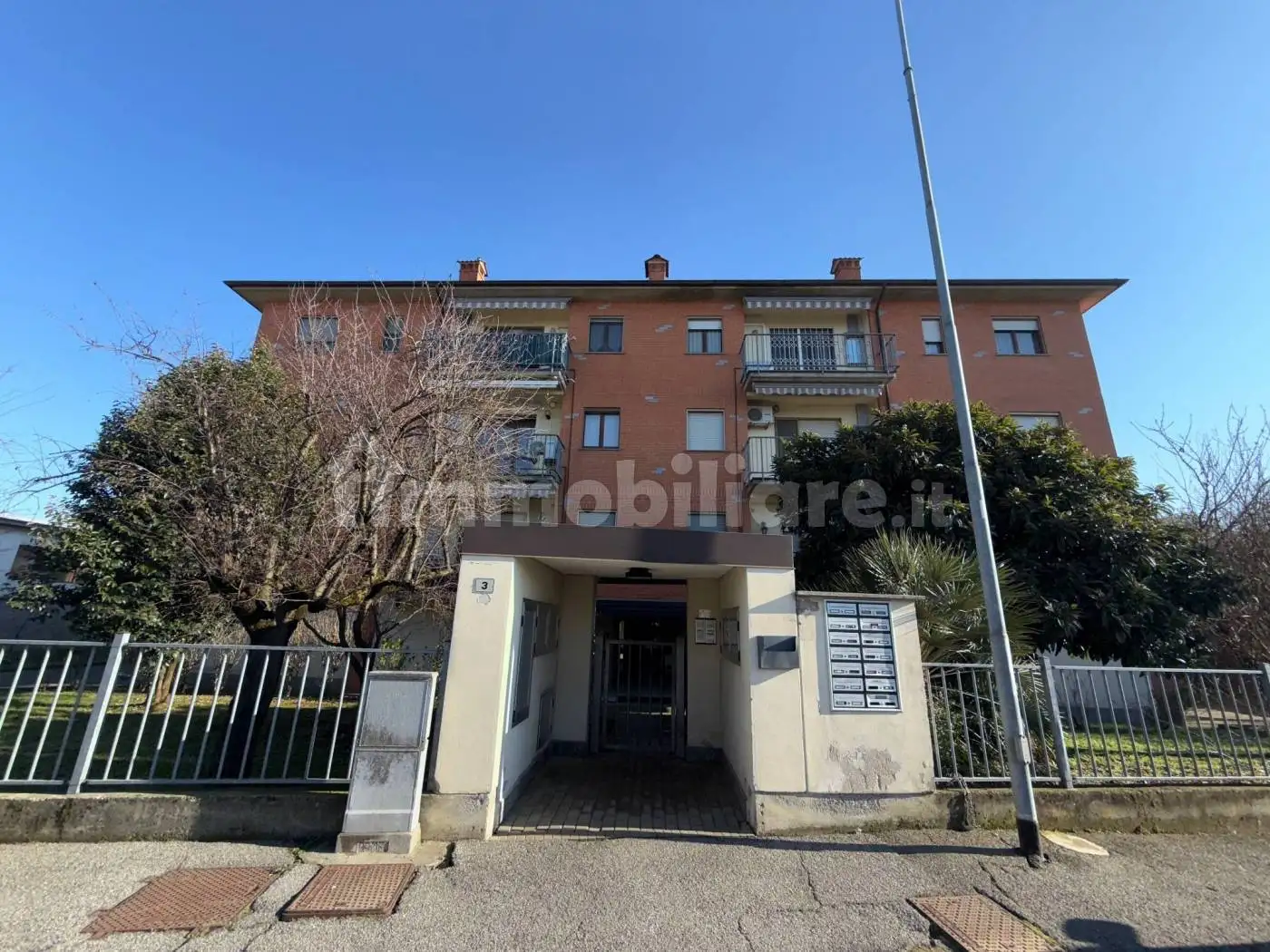 Appartamento in vendita a Vellezzo Bellini