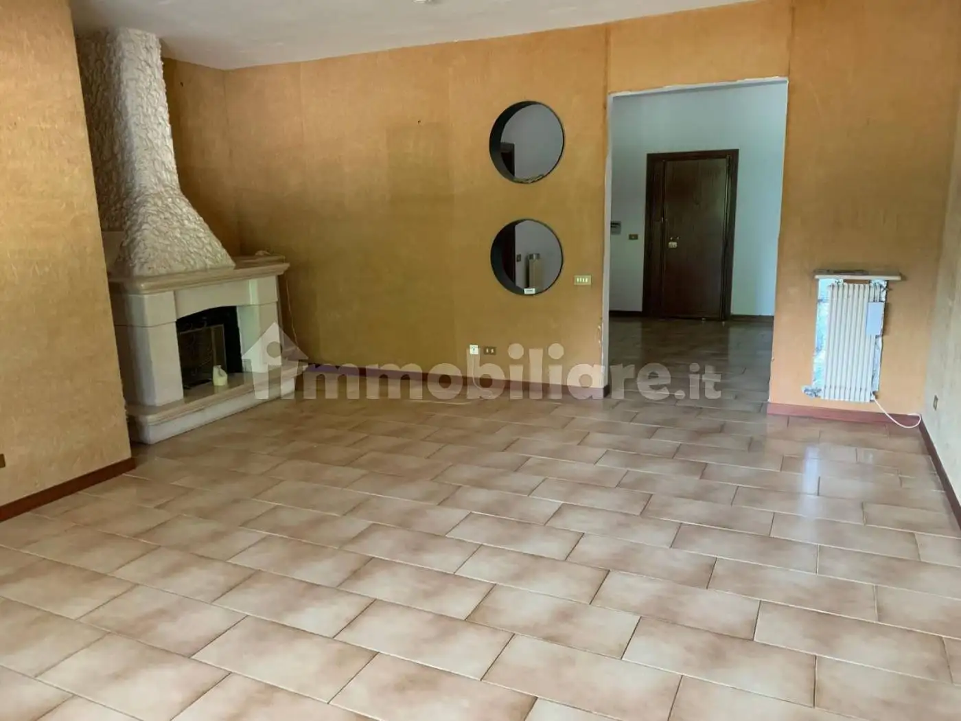 Trilocale via Vecchia di Grottaferrata 31, Semicentro, Marino - foto 2