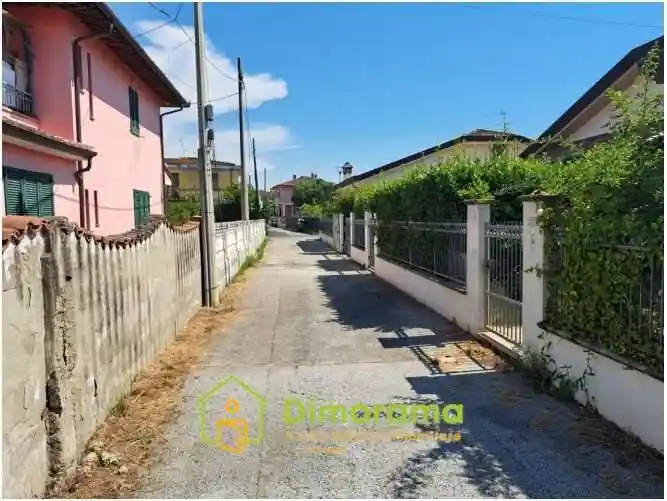 Appartamento all'asta via Giuseppe Zanardelli, 32, 55049 Torre del Lago Puccini Italia, Viareggio - foto 2