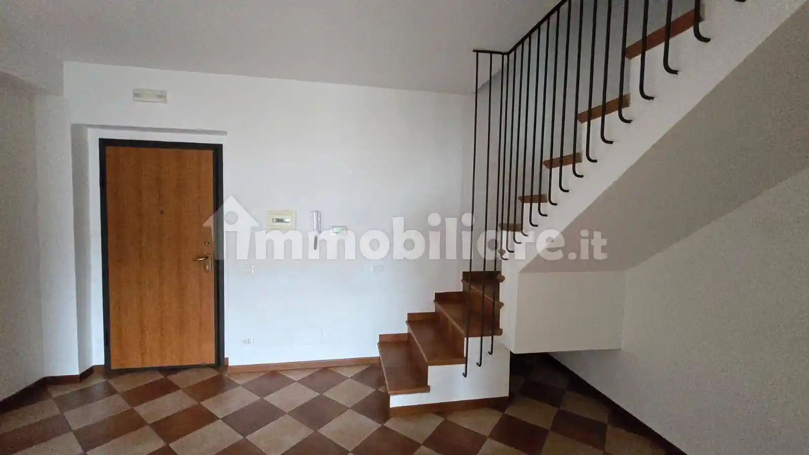 Trilocale via delle Marche 12, Pianello, Perugia - foto 2