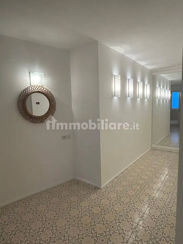 Appartamento in affitto a Napoli