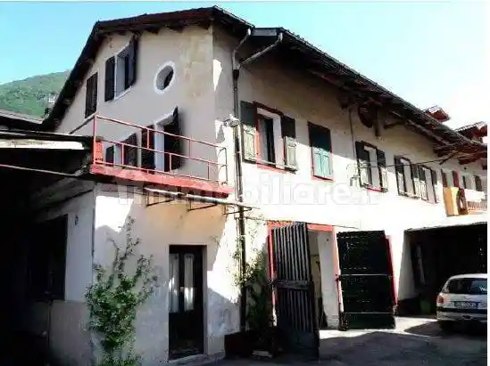 Palazzo - stabile all'asta via Nuova, Fonzaso - foto 4