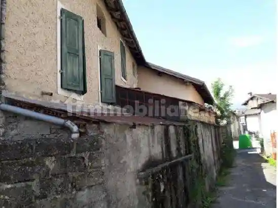 Palazzo - stabile all'asta via Nuova, Fonzaso - foto 5