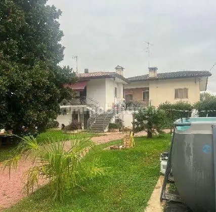 Casa indipendente in asta a Cinto Caomaggiore