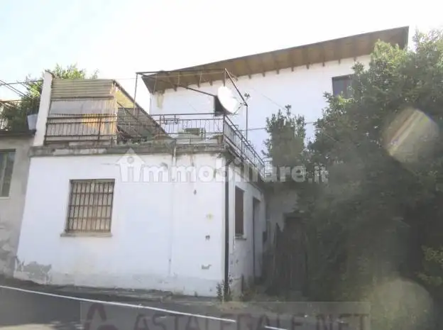 Casa indipendente in asta a Ziano Piacentino