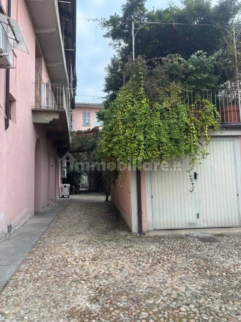 Trilocale via Giuseppe Verdi 11, Centro, Bra - foto 4