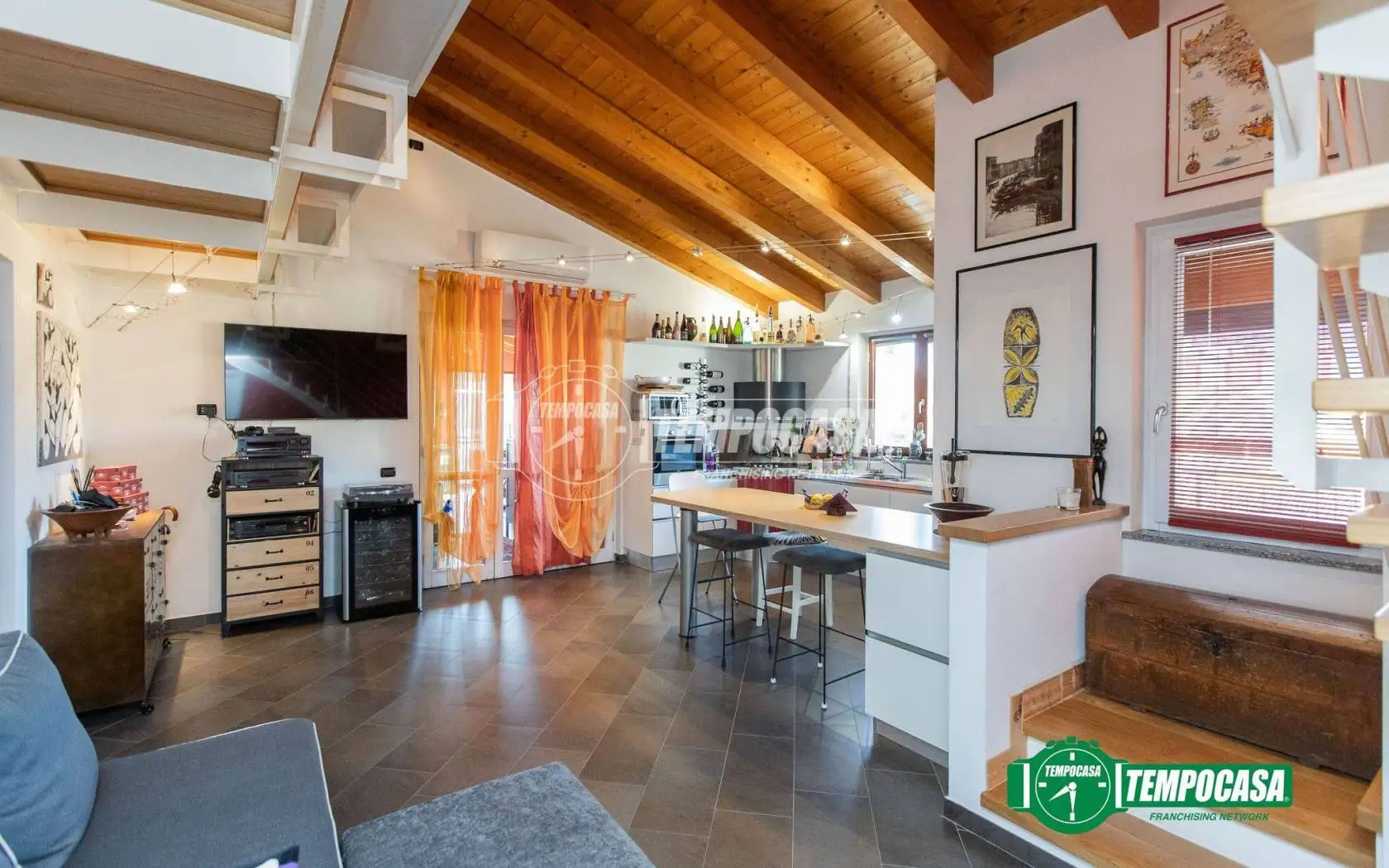 Loft in vendita a Oleggio