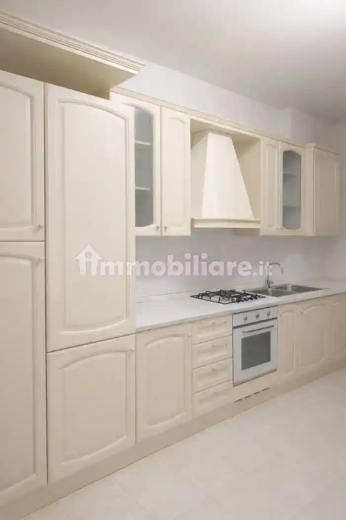 Quadrilocale via Giuseppe Romualdi 1, Nuovo Salario, Roma - foto 5