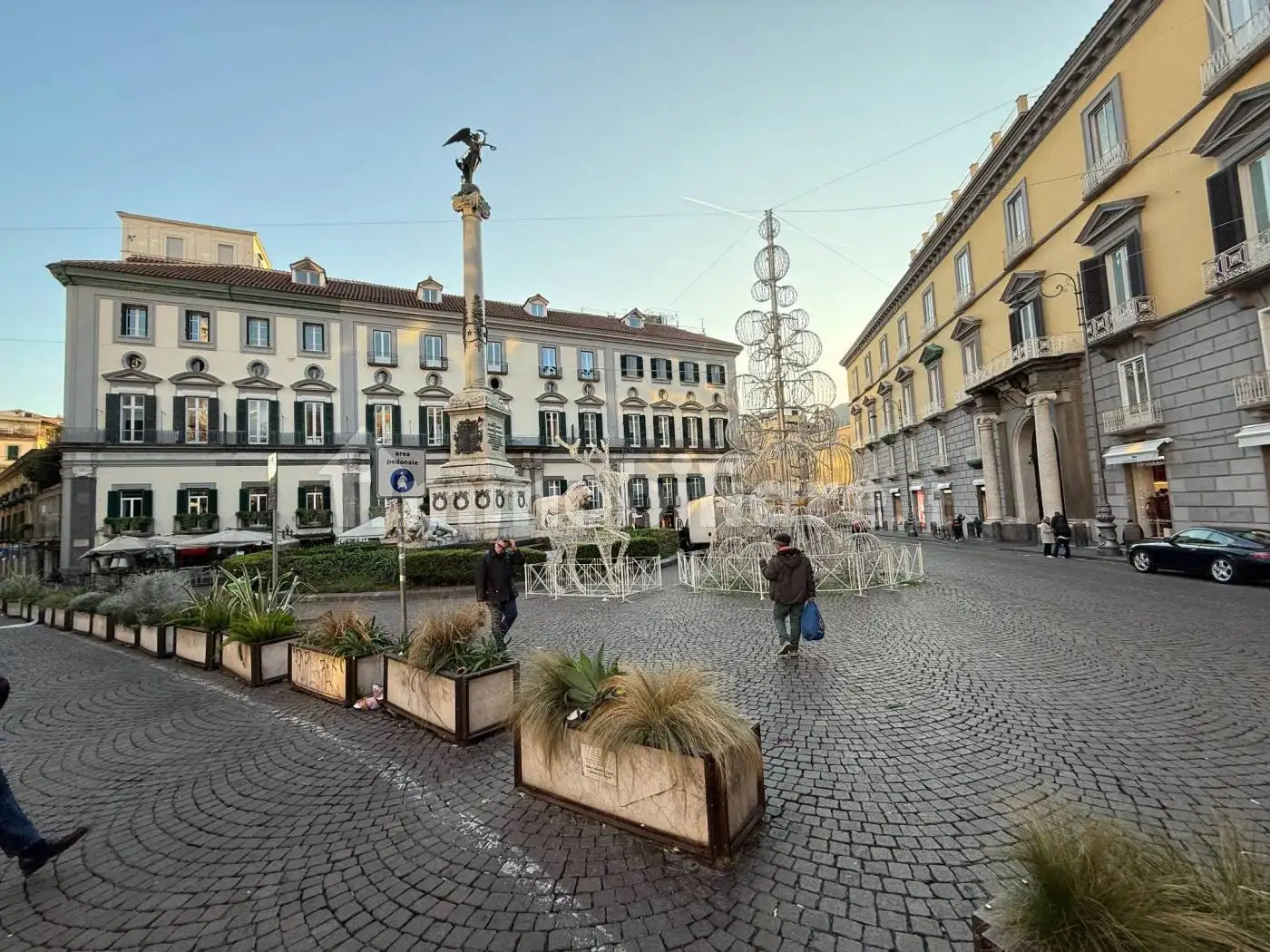 Appartamento in vendita a Napoli