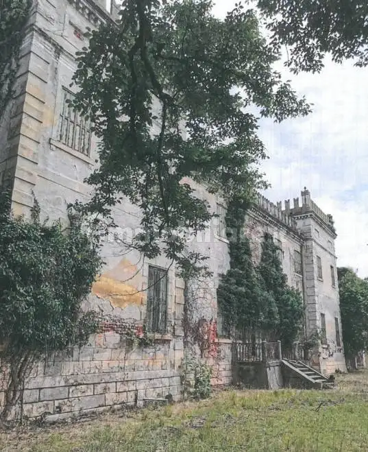 Villa in asta a Tombolo