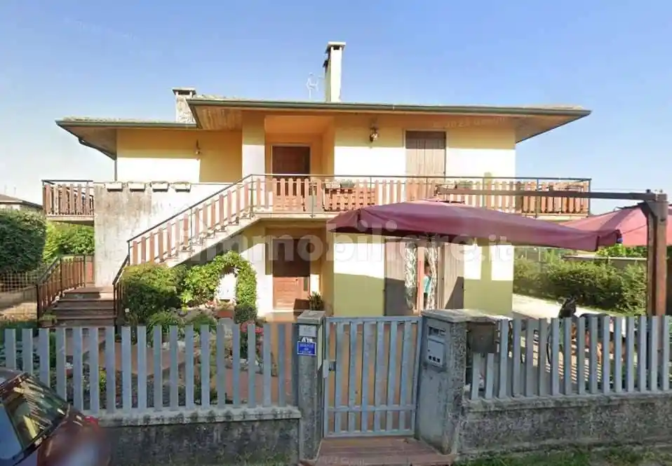 Appartamento all'asta via xxv Aprile, 87, Isola Rizza - foto 2
