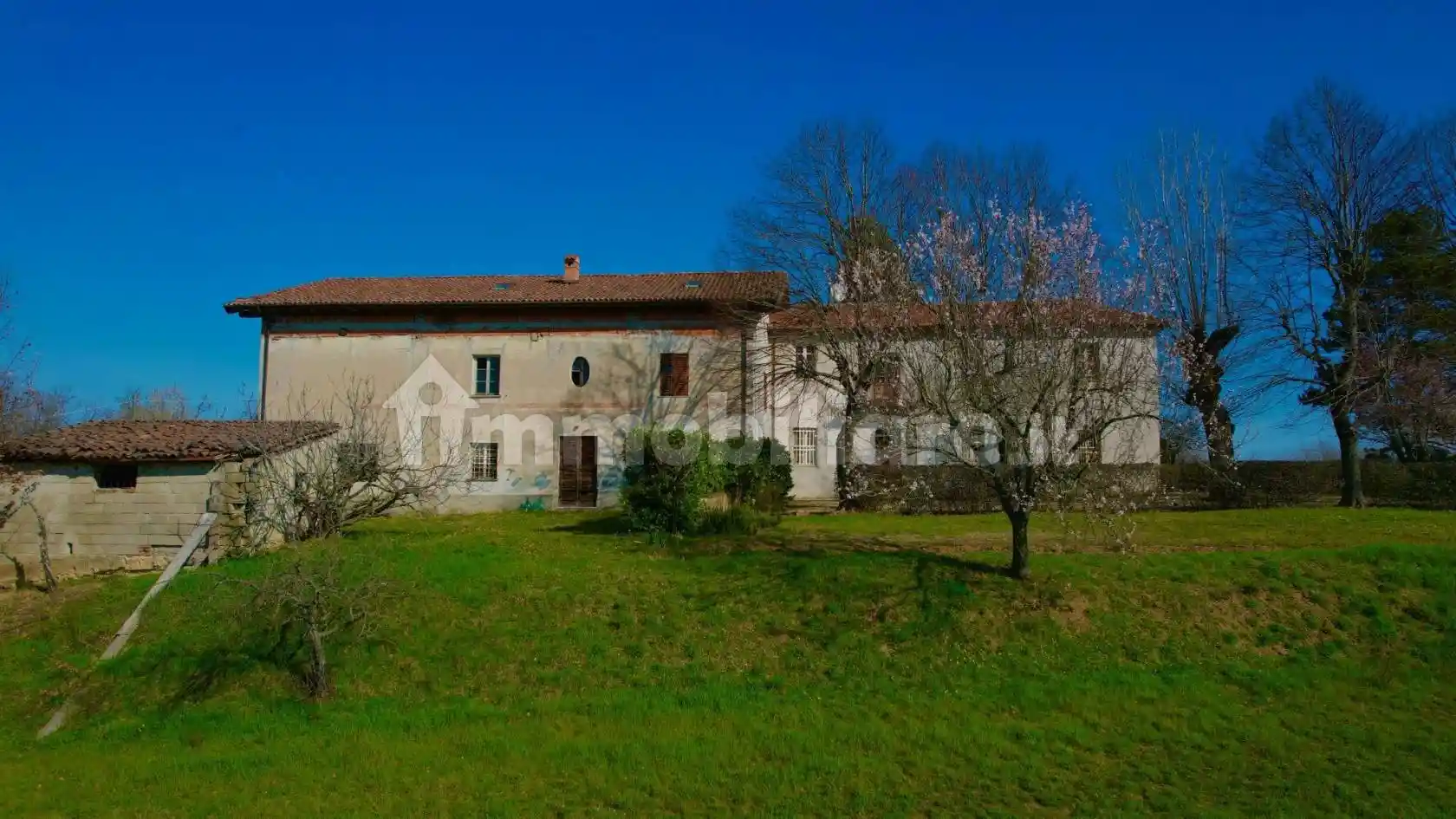 Villa in vendita a Novi Ligure
