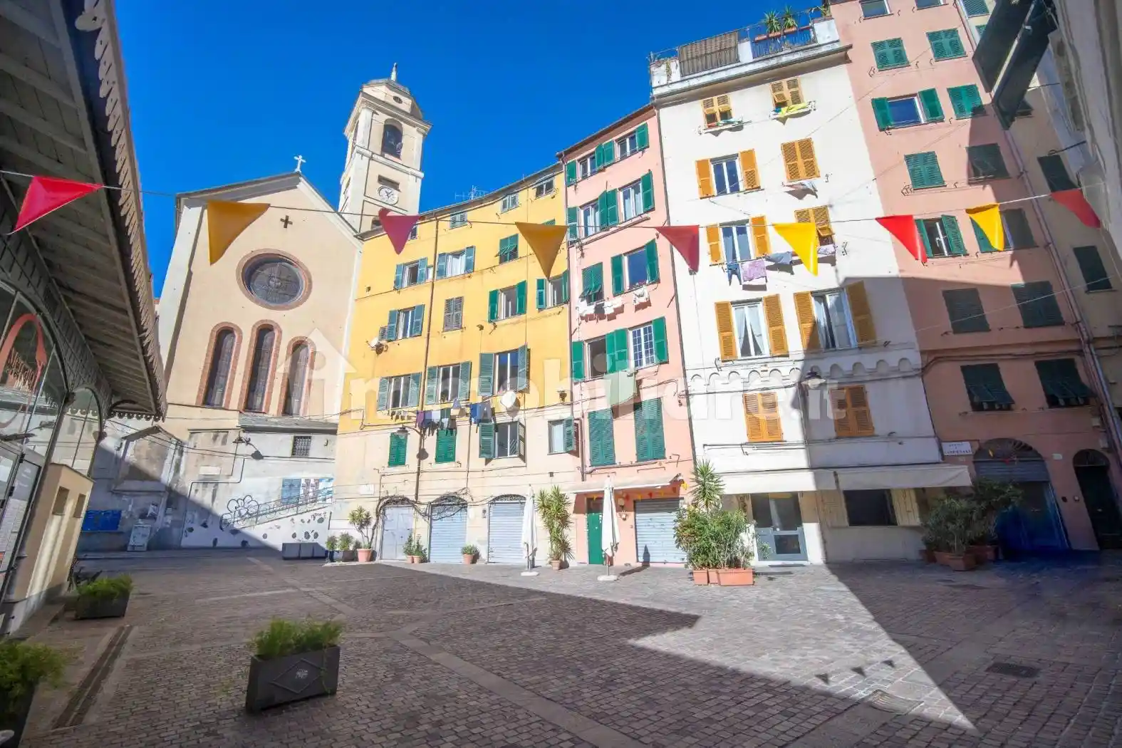 Quadrilocale piazza del Carmine, Carmine, Genova - foto 2