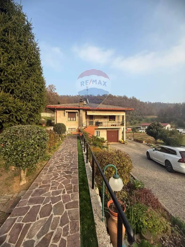 Villa in vendita a Nanto