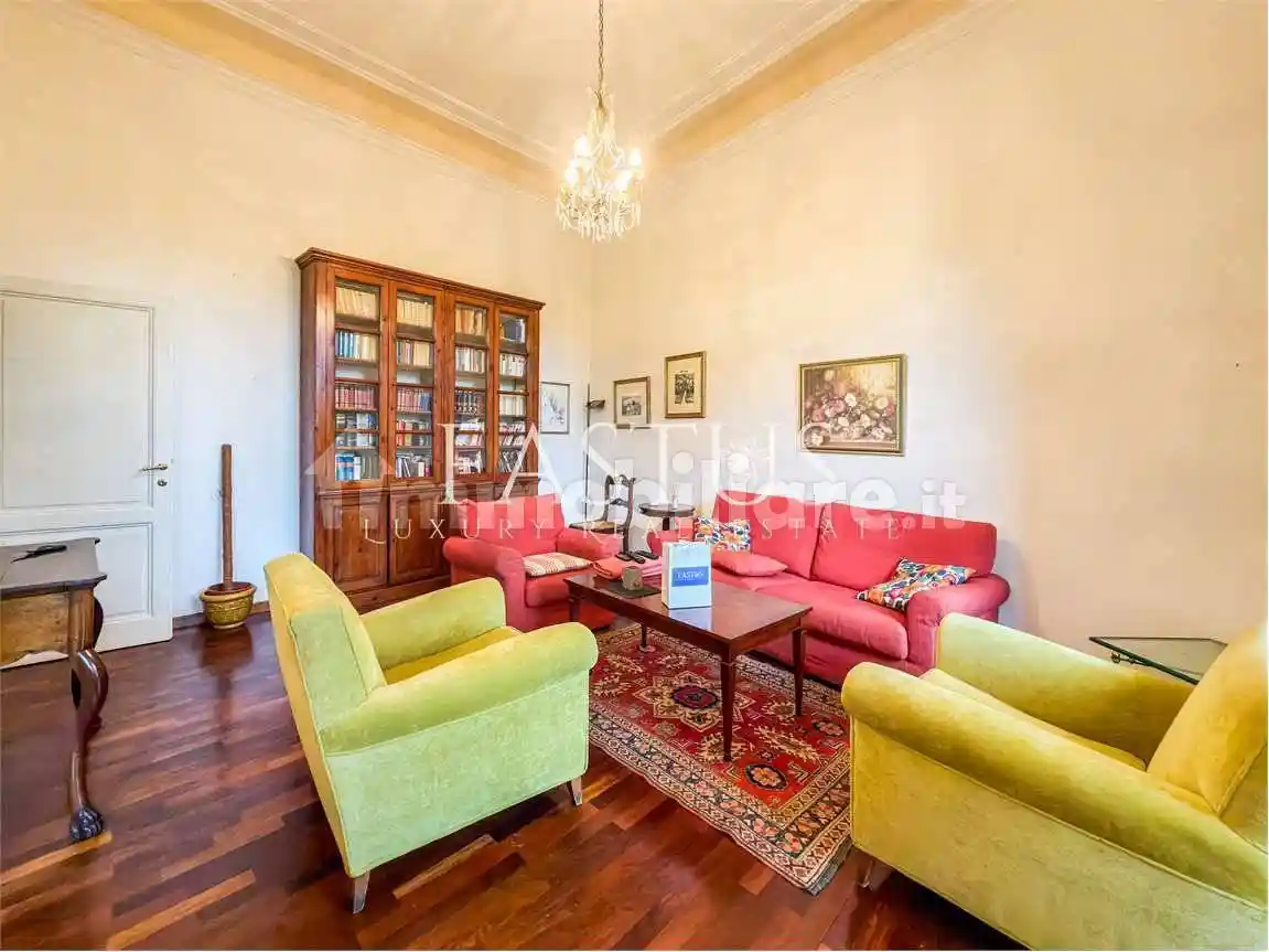 Appartamento in vendita a Firenze