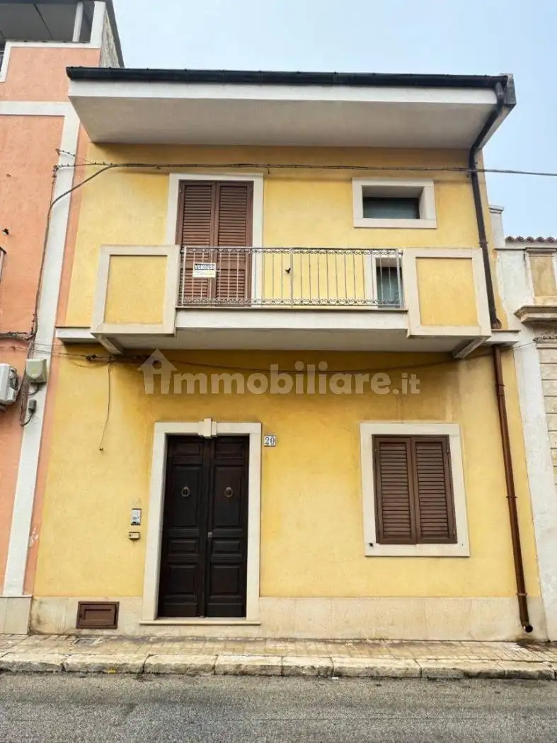 Terratetto unifamiliare via Mario Rapisardi 20, Centro, Avola - foto 3