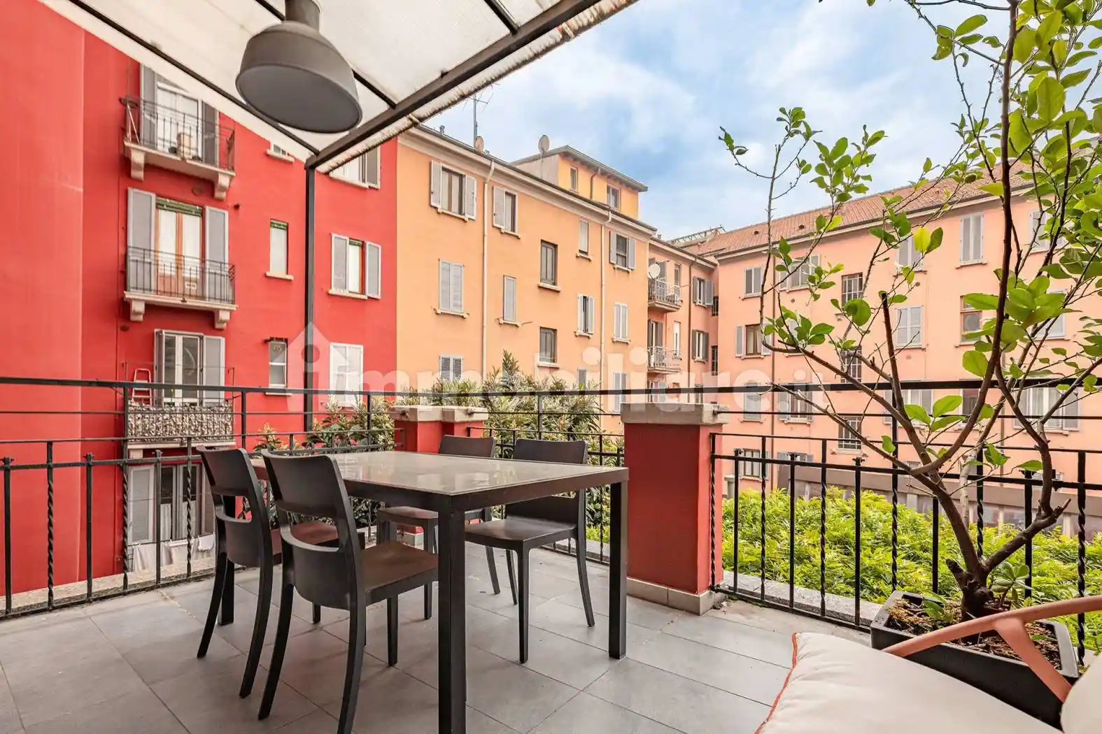 Appartamento via Francesco Brioschi, Corso San Gottardo, Milano - foto 2