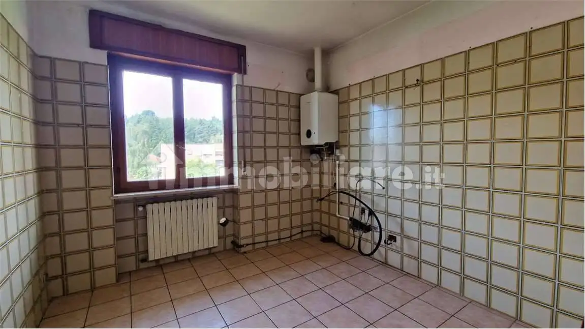 Quadrilocale buono stato, secondo piano, Centro, Borgomanero - foto 5