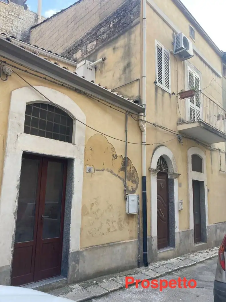 Casa indipendente in vendita a Ragusa
